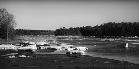 Winter River BW - JHP129b